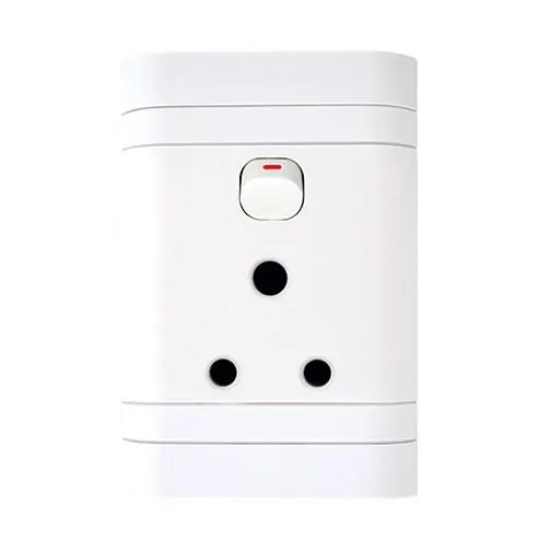 Lesco Single Three-Pin Wall Plug White H100xW50
